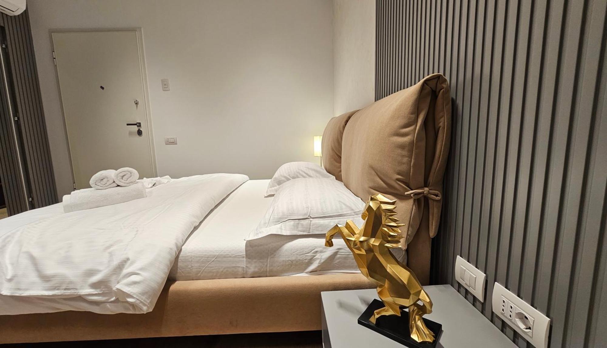 טיראנה Center Apartment Easy_Luxury מראה חיצוני תמונה