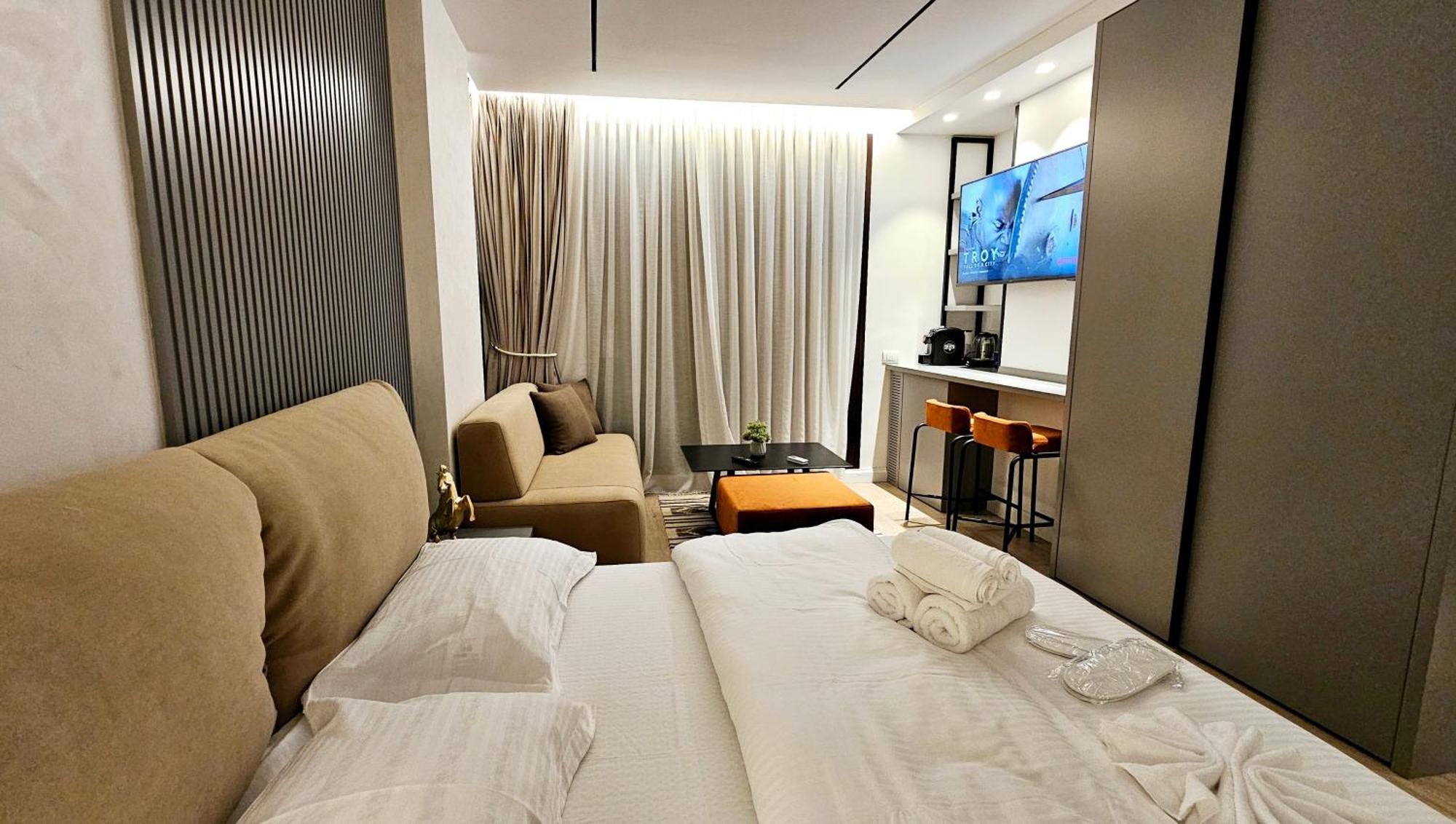 טיראנה Center Apartment Easy_Luxury מראה חיצוני תמונה