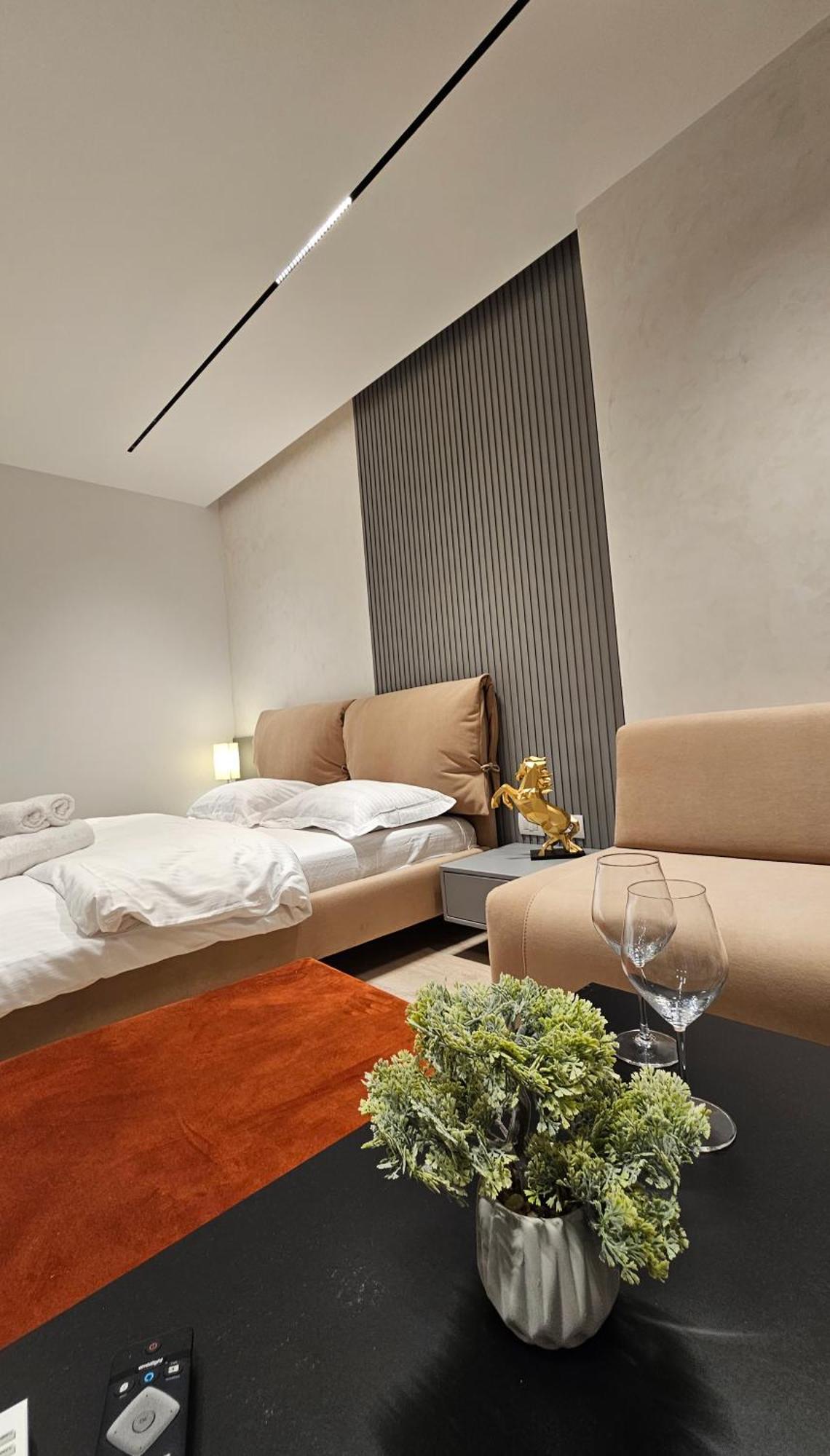 טיראנה Center Apartment Easy_Luxury מראה חיצוני תמונה