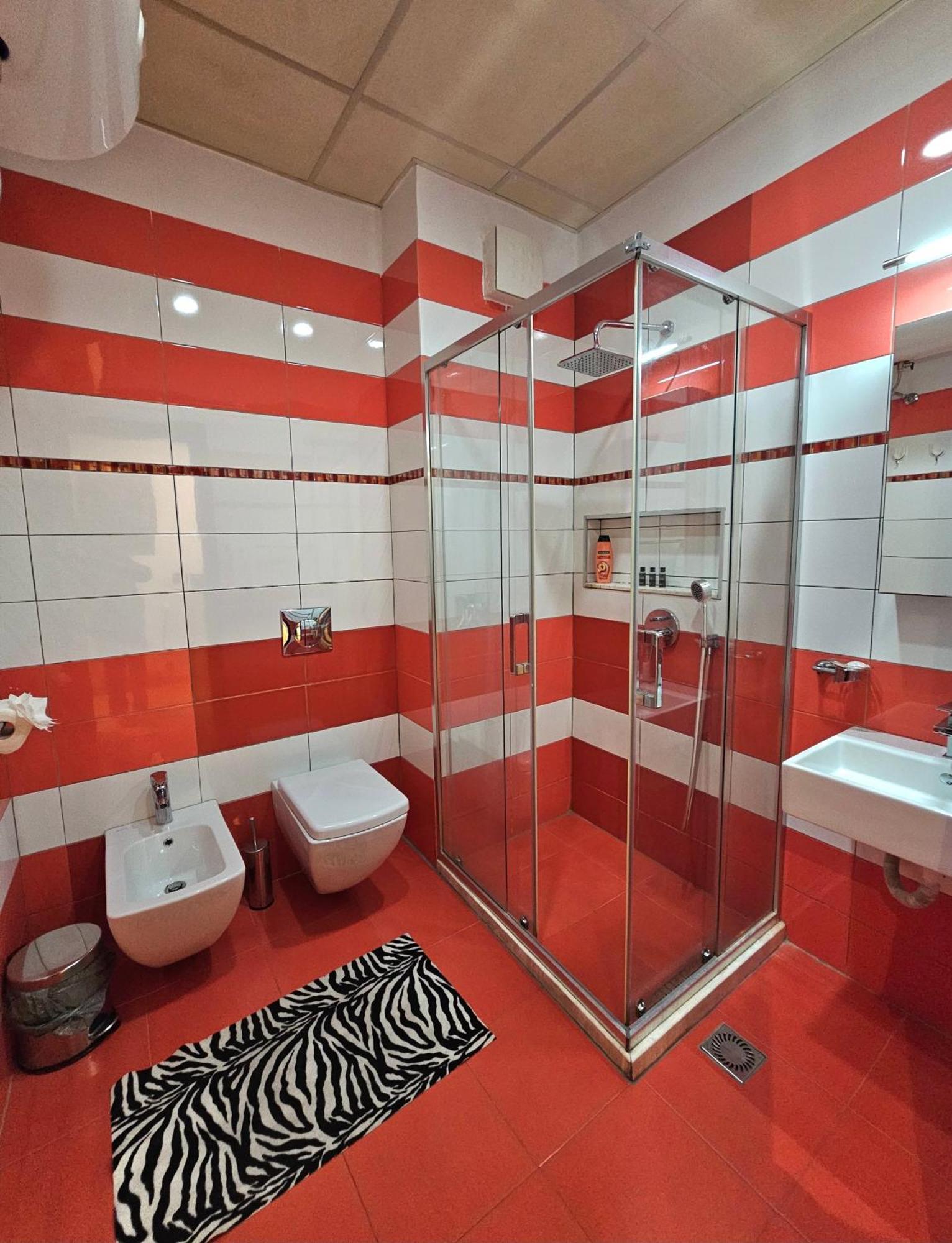 טיראנה Center Apartment Easy_Luxury מראה חיצוני תמונה
