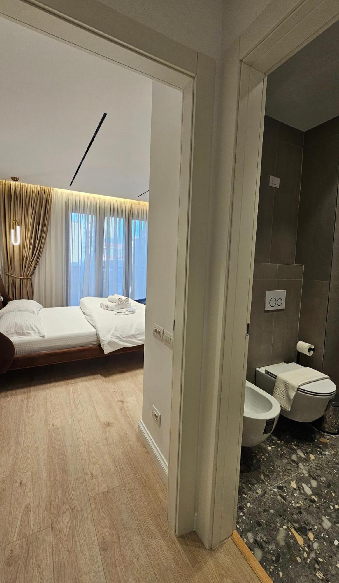 טיראנה Center Apartment Easy_Luxury מראה חיצוני תמונה