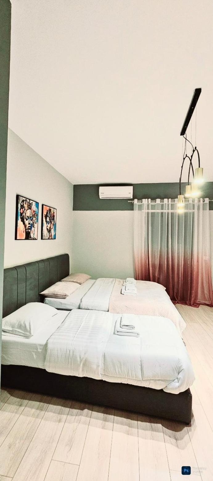 טיראנה Center Apartment Easy_Luxury מראה חיצוני תמונה